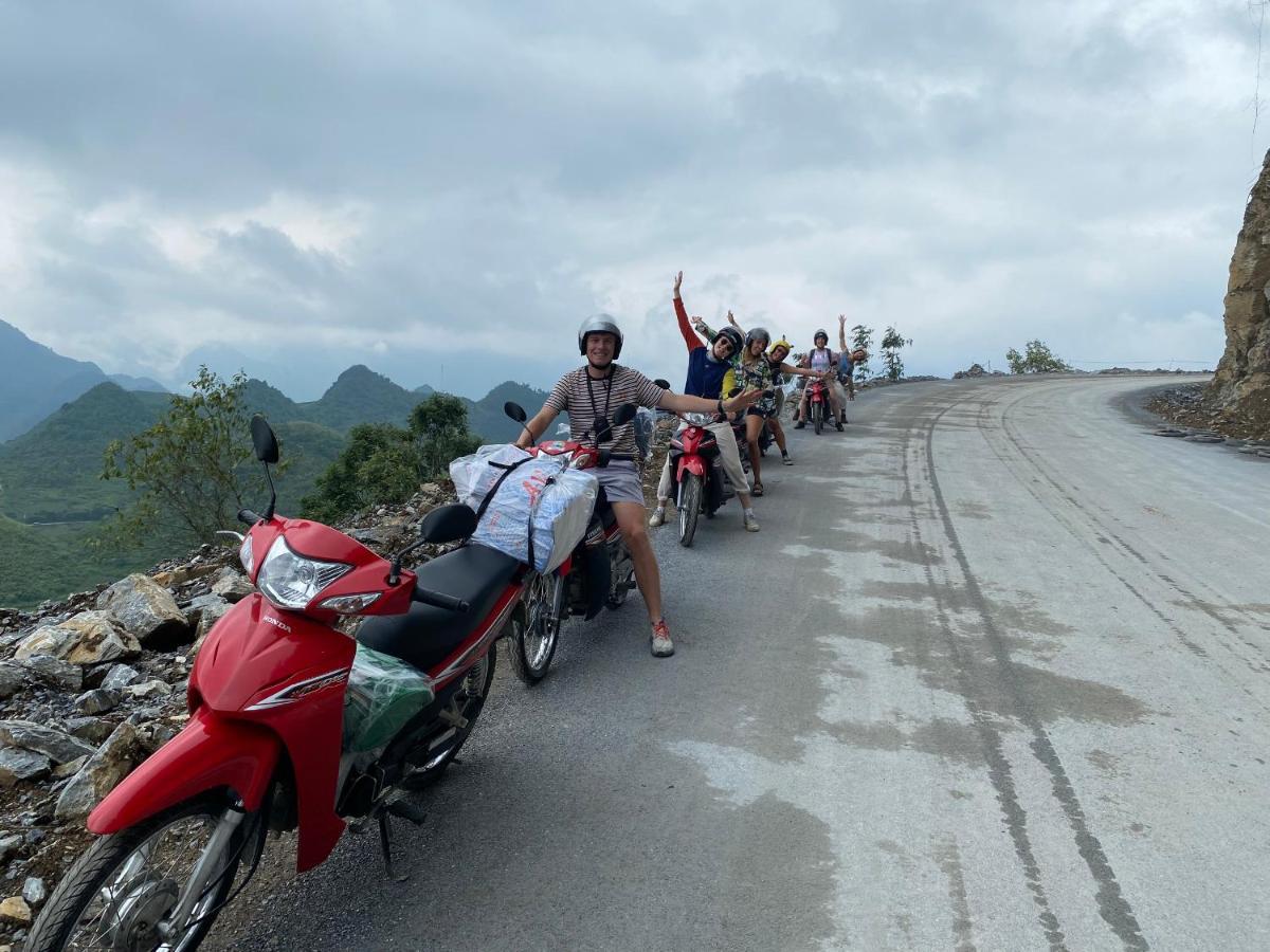 Hg Hostel Provide Tours & Motorbikes Ha Giang Exterior foto